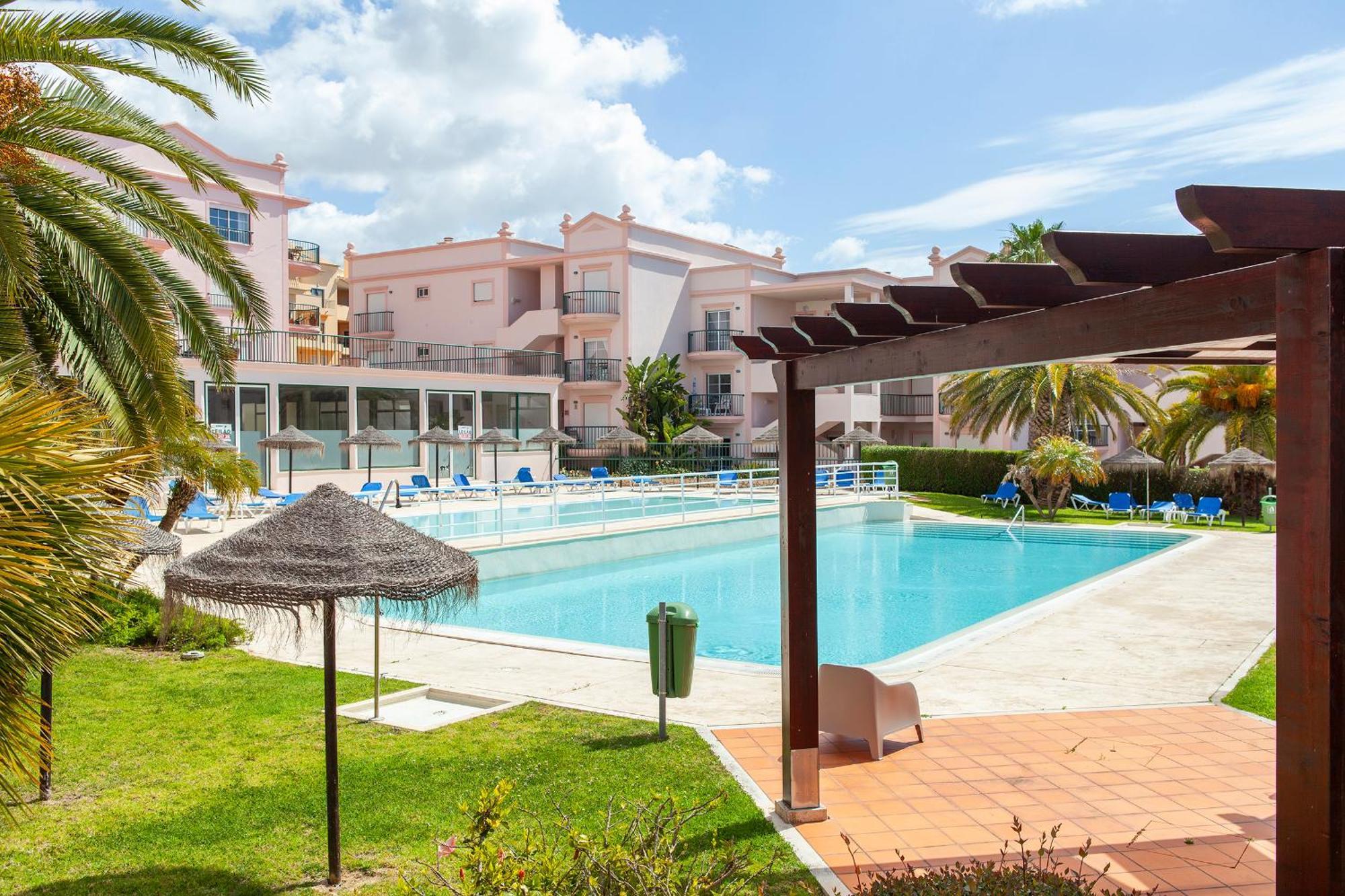 B73 - Luz Sun Holiday Apartment Lagos Extérieur photo
