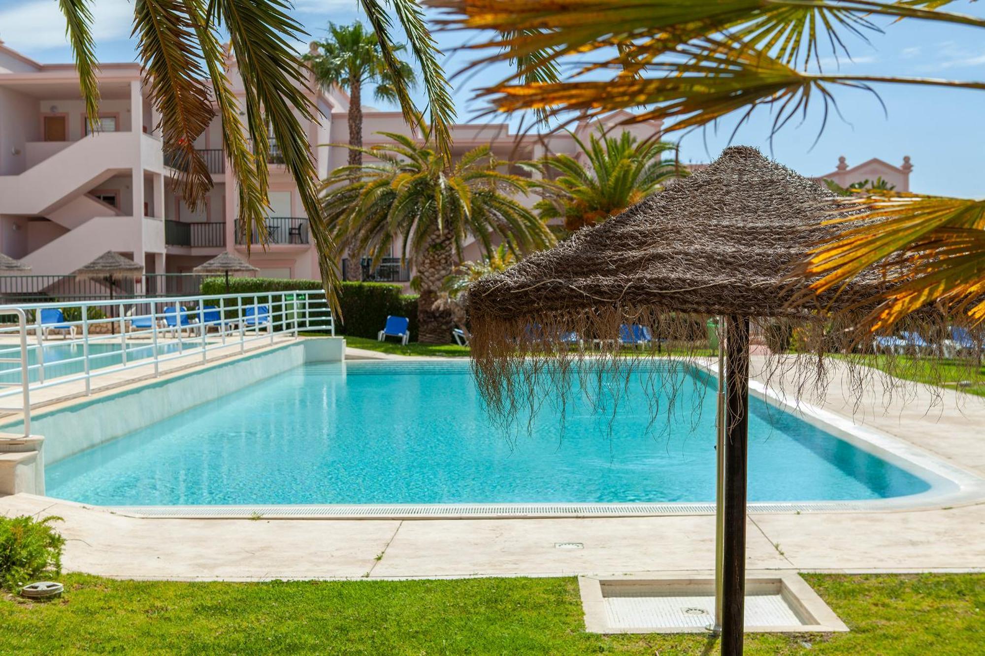 B73 - Luz Sun Holiday Apartment Lagos Extérieur photo