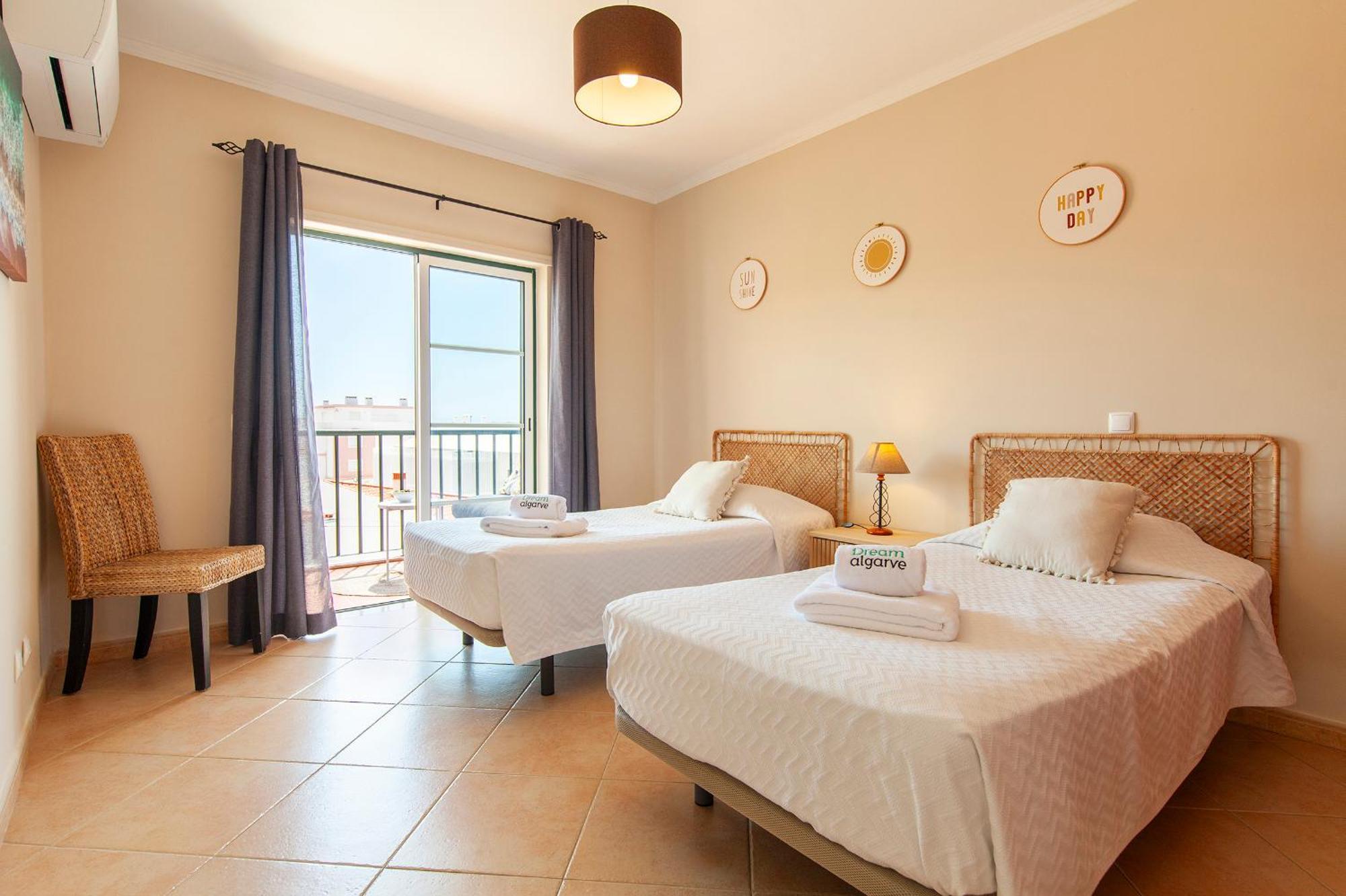 B73 - Luz Sun Holiday Apartment Lagos Extérieur photo