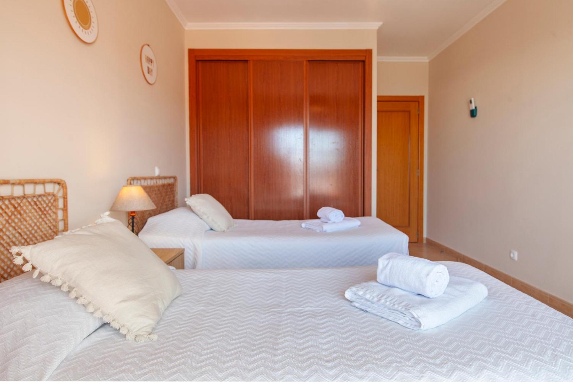 B73 - Luz Sun Holiday Apartment Lagos Extérieur photo